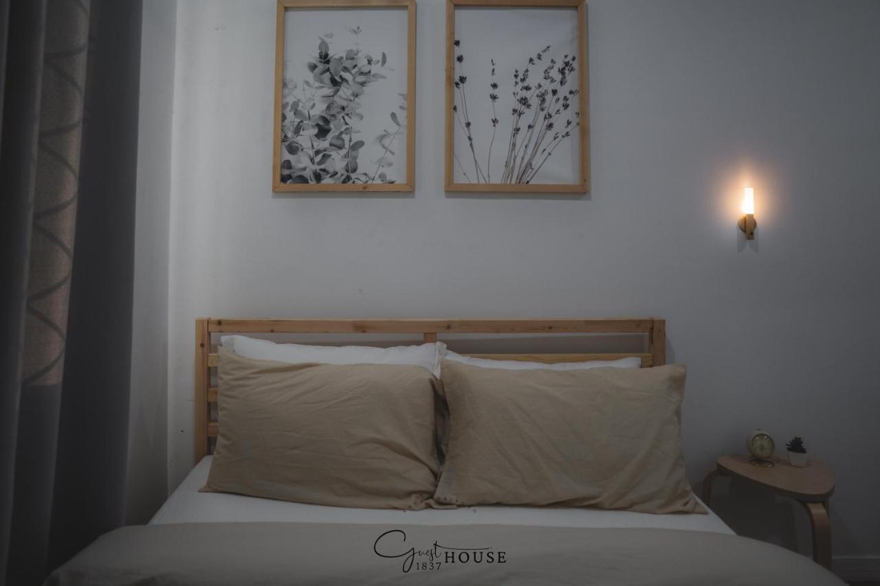 1837 Guest House @ Kota Bharu, Wifi Netflix 외부 사진