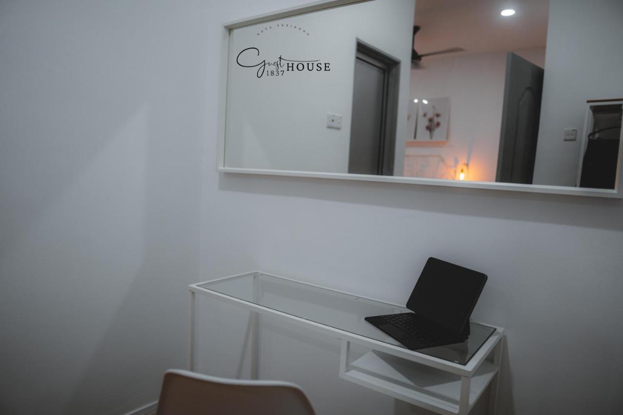 1837 Guest House @ Kota Bharu, Wifi Netflix 외부 사진